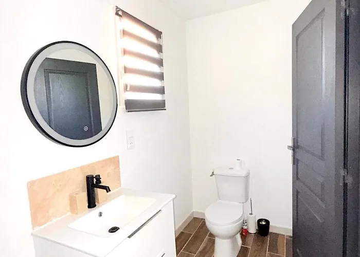 Vue Sur Les Clementiniers דירה